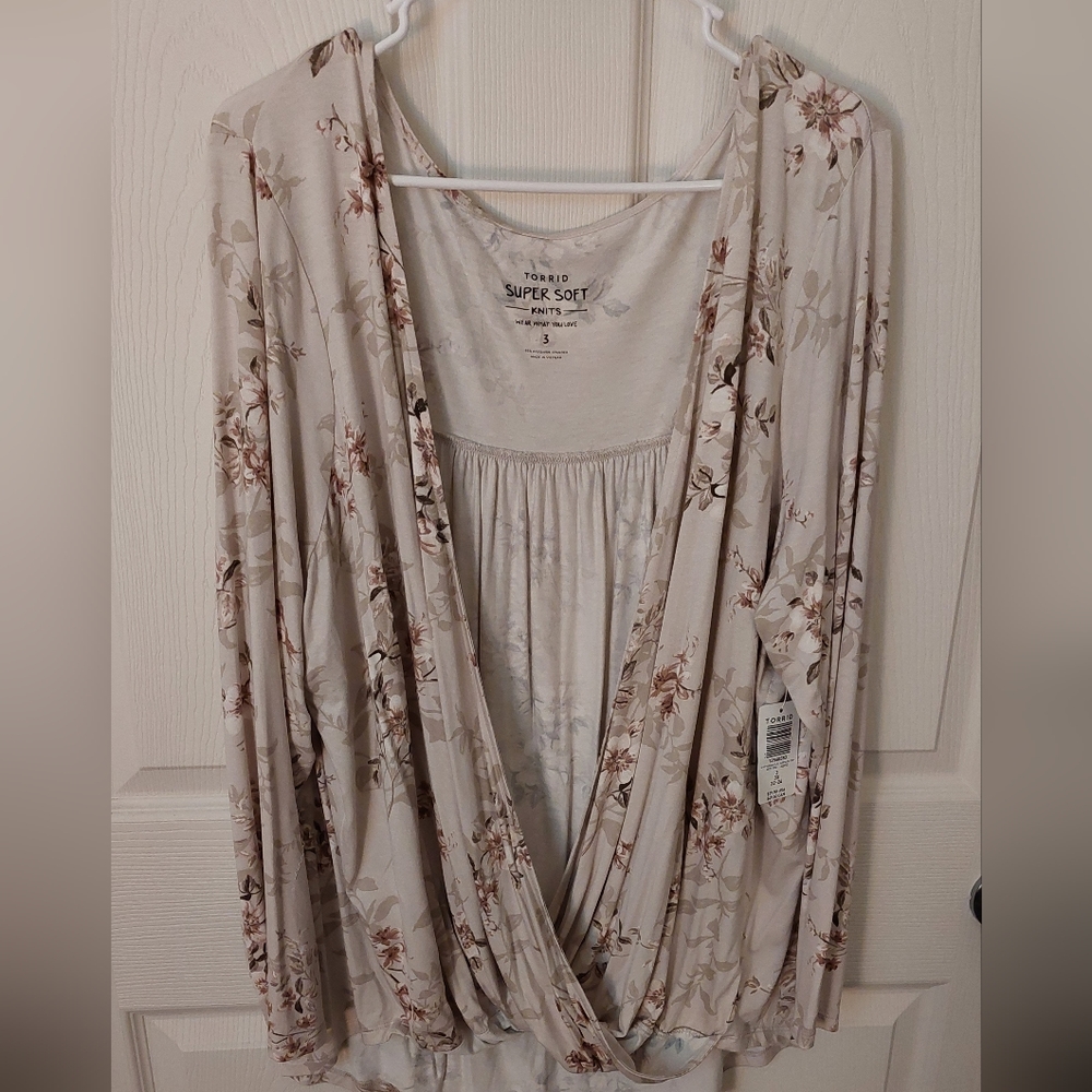 Torrid floral top